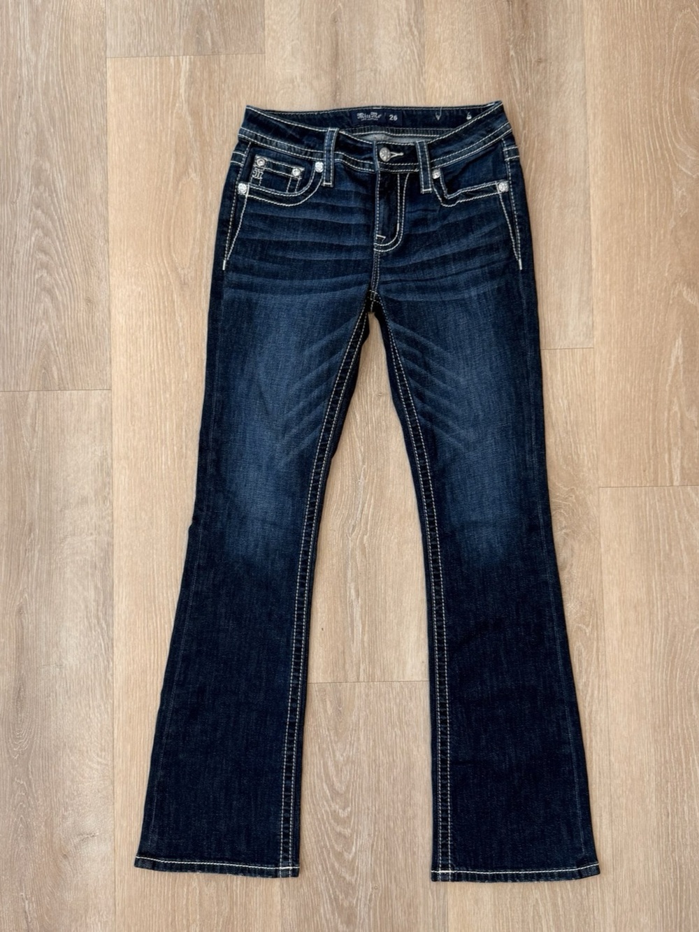 Miss Me Mid-Rise Bootcut Waist 26